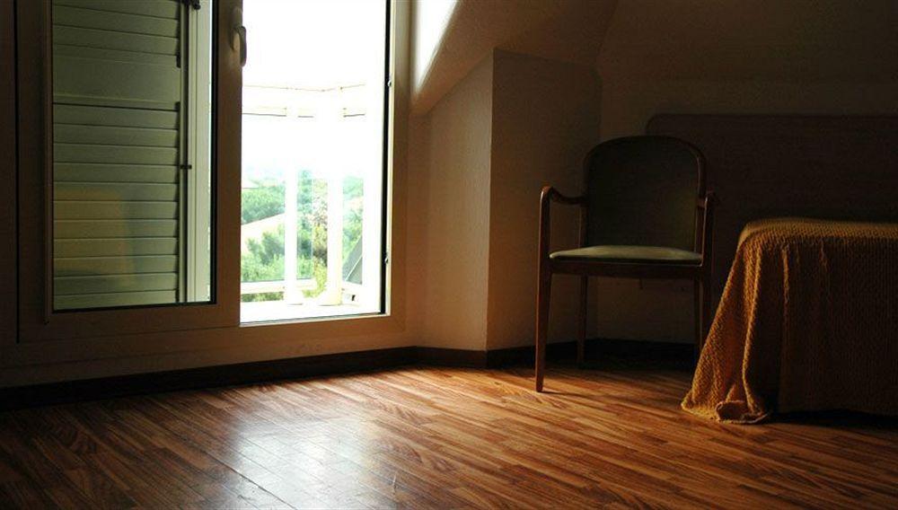Hotel Bamar Pinarella Ngoại thất bức ảnh