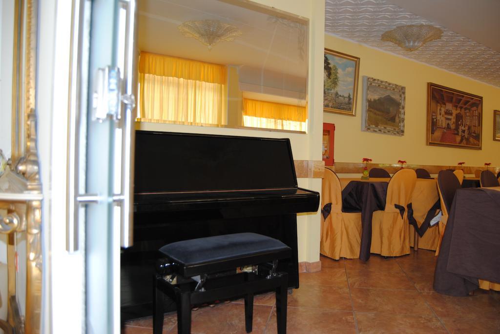 Hotel Bamar Pinarella Ngoại thất bức ảnh